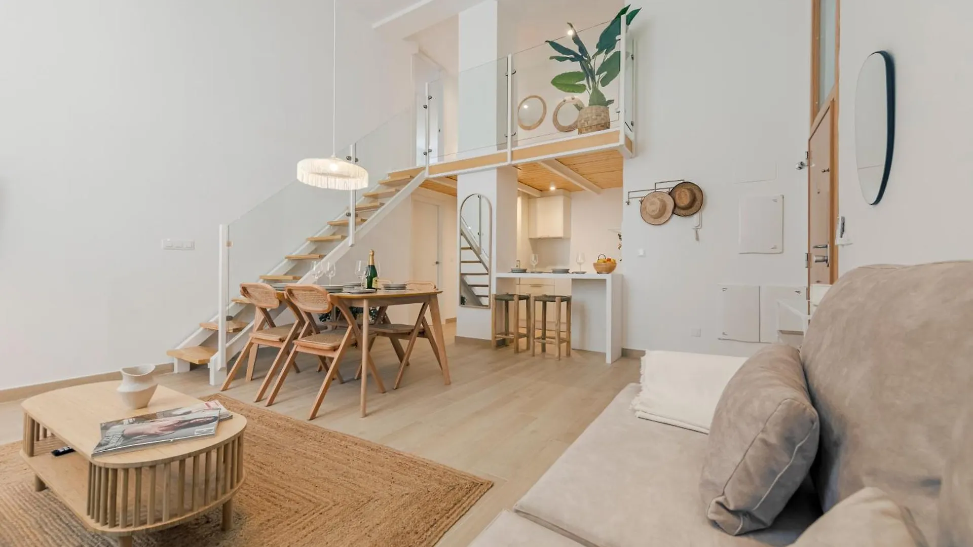 Isg Apartments Conde Negro 10 Seville