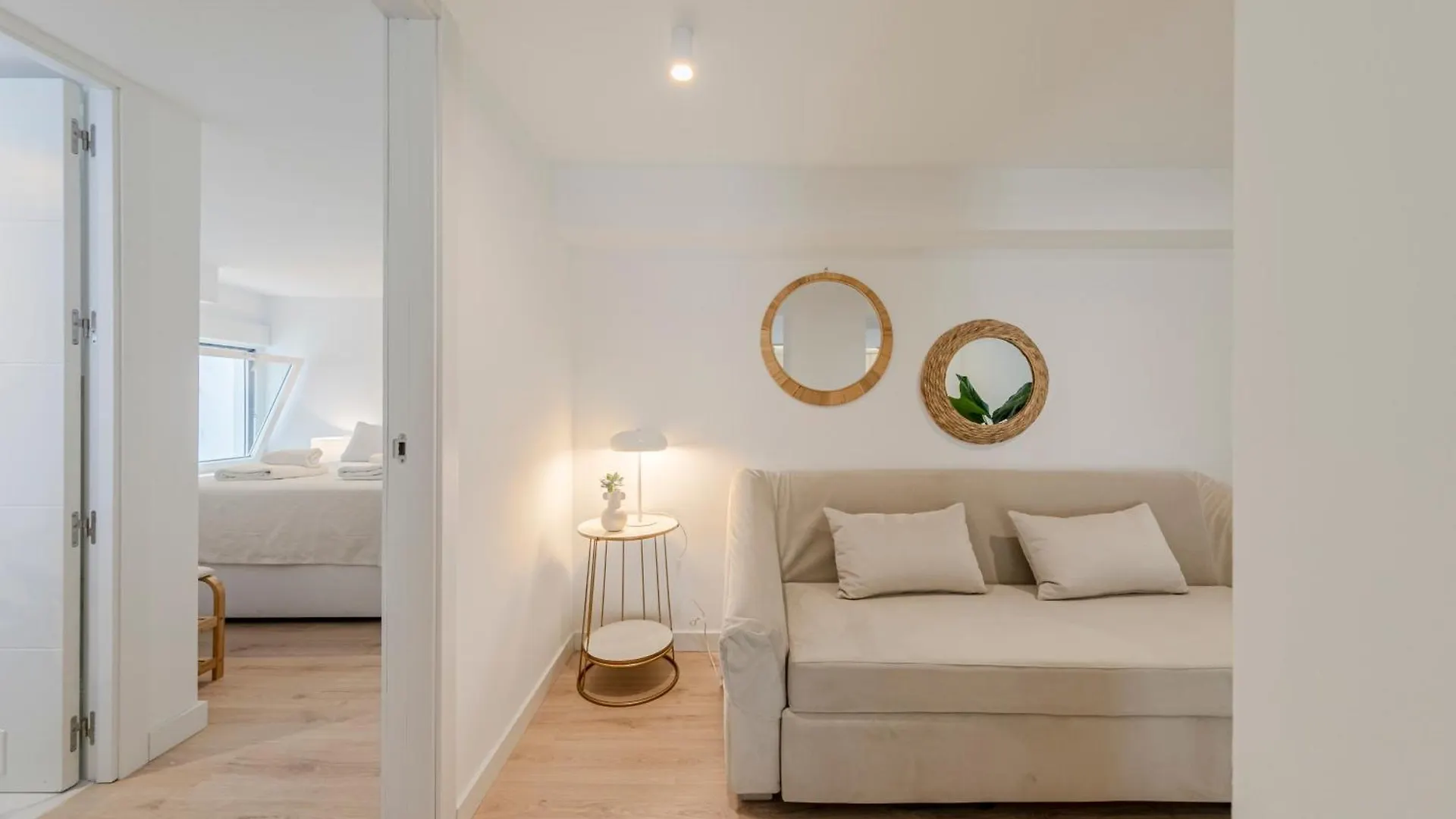 Isg Apartments Conde Negro 10 Seville Spain