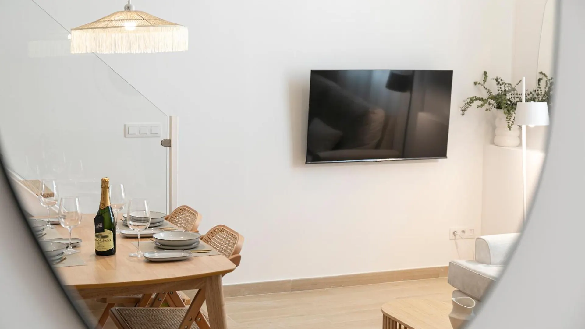 Isg Apartments Conde Negro 10 Seville